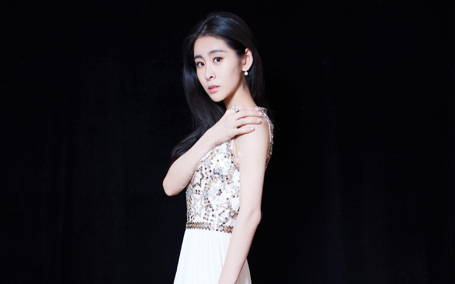 国际米兰取胜，积分榜排名稳定上升，国际米兰ds