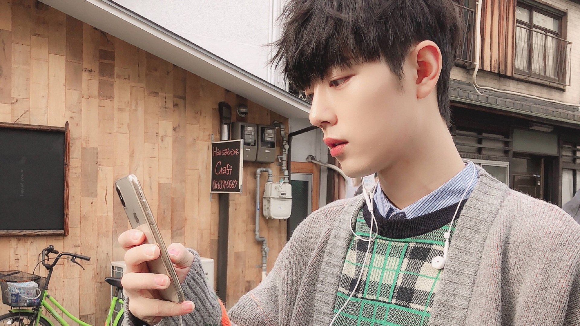 水晶宫主场一球小胜,结束连败状态,水晶宫球迷