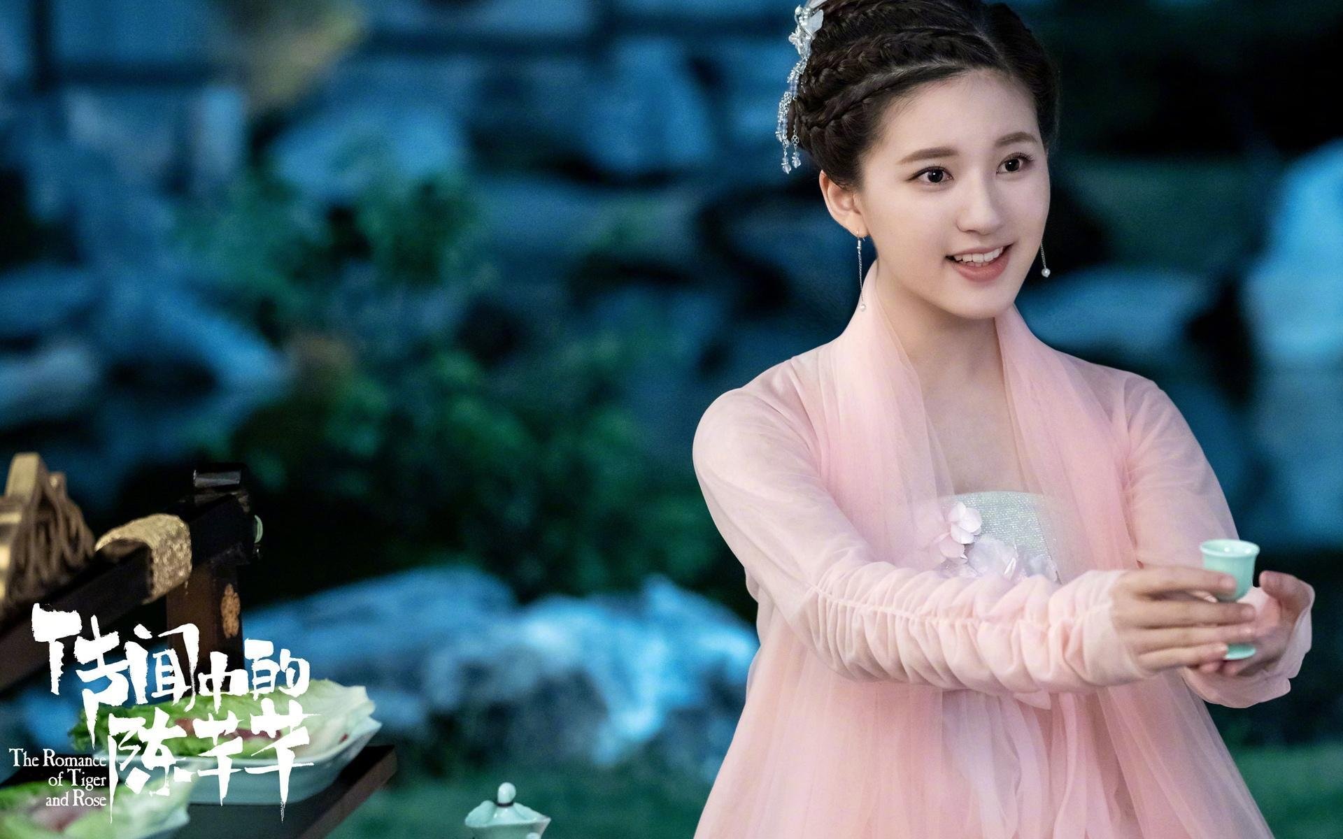 球队是否围绕场地空间变化设定多套推进策略,分析球队状态从哪里入手